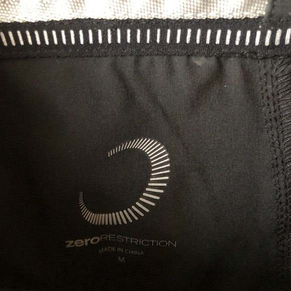 Zero Restriction Windbreaker Tech Golf Jacket Black Gray Men’s Size Medium EUC - Picture 5 of 7